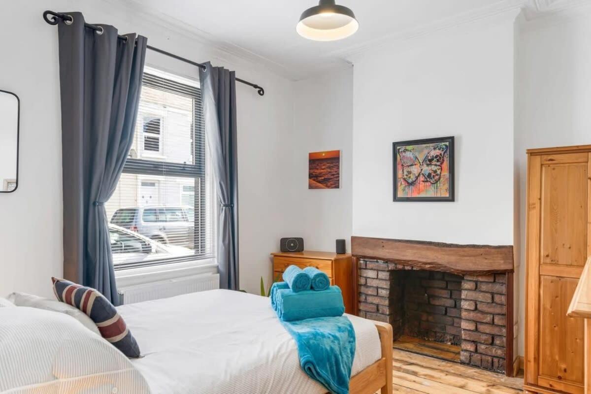 הוילה Stylish House W Free Parking Nr Exeter Centre מראה חיצוני תמונה
