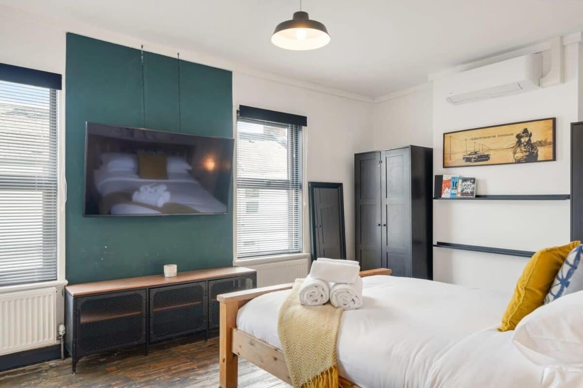 הוילה Stylish House W Free Parking Nr Exeter Centre מראה חיצוני תמונה